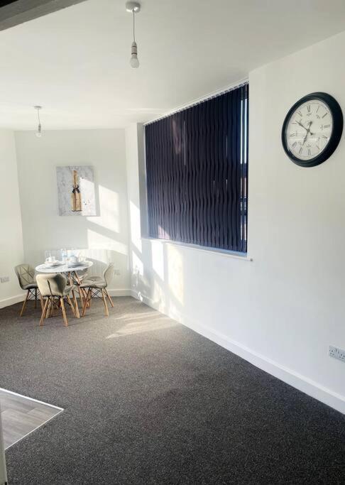 #2Bs 1 Bed Serviced Apartment Derby Exterior photo